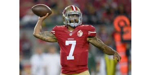Kaepernick All Black New Jersey est disponible